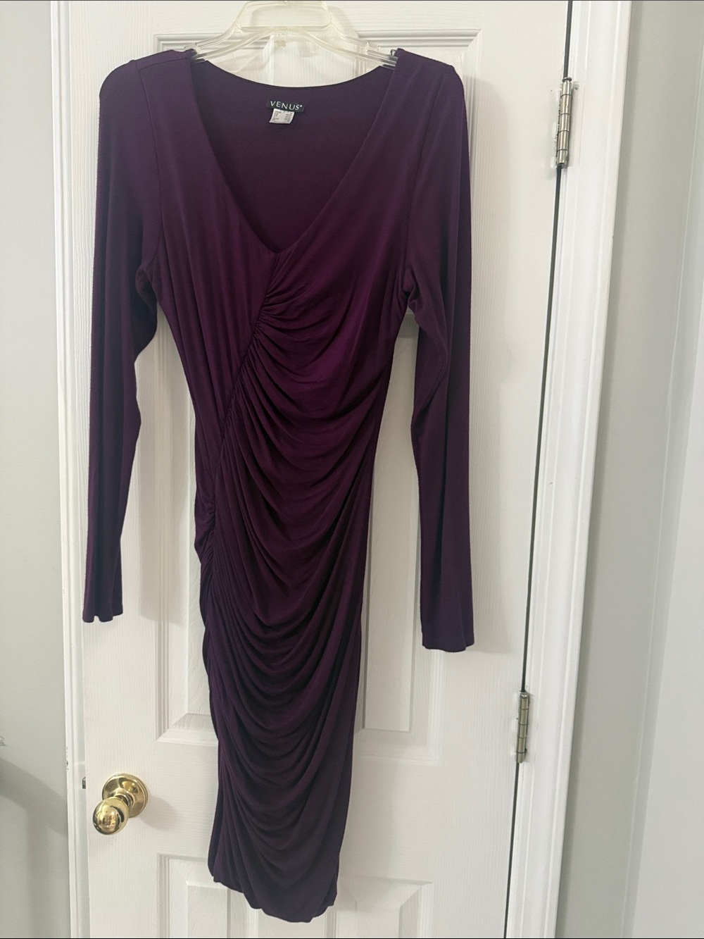 VENUS Deep Plum Ruched V-Neck Long Sleeve Midi Dress